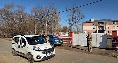 Kars'ta jandarmadan huzurlu okul uygulaması