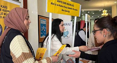 Kars'ta Öğrencilere KADES uygulaması anlatıldı