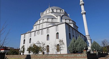 Kartepe Abdülhamit Han Camii'ne estetik görünüm