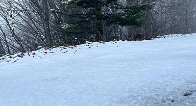 Kartepe beyaza büründü, kartpostallık görüntüler ortaya çıktı
