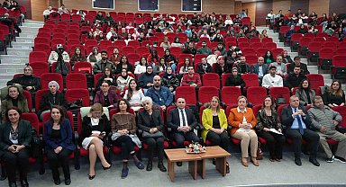 Kastamonu Üniversitesi'nde "Sağlık Turizmi ve Kapsayıcı Sağlık Yaklaşımları" masaya yatırıldı
