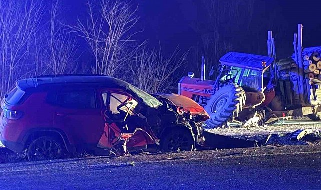 Kastamonu'da cip ile traktör çarpıştı: 3 yaralı