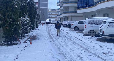 Kastamonu'da kar yağışı etkili oldu