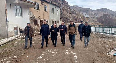 Kaymakam Bayram köy sakinleriyle bir araya geldi