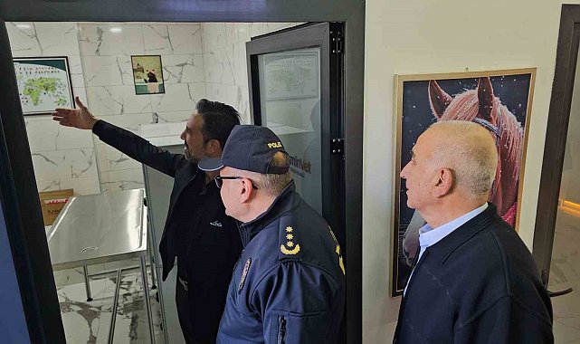 Kaymakam Kan ve Başkan Tetik, Veteriner Kliniği açılışına katıldı