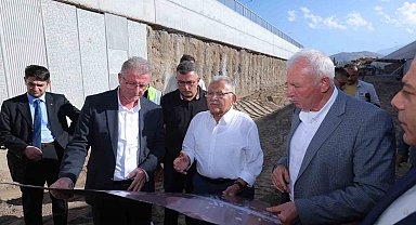 Kayseri Büyükşehir'den 1,5 milyar TL'lik fen işleri yatırımı