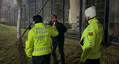 Kayseri'de polisin 'dur' ihtarına uymayarak, kaçan alkollü sürücü alkometreyi üflememek için direndi