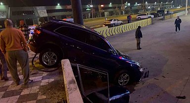 Kaza yapan alkollü sürücünün "Trakyalıyım ben be ya, hiçbir şeyim yok" diyerek polise sarılmak istemesi gülümsetti