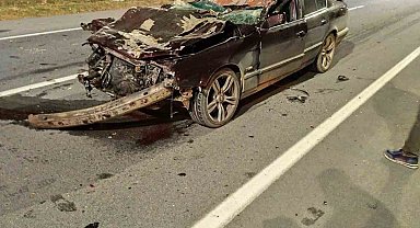 Kazada hurdaya dönen otomobil sürücüsü ağır yaralandı