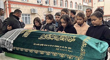 Kazada ölen Miraç İslam, gözyaşlarıyla defnedildi