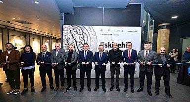 Kazı çalışmalarında ortaya çıkarılan tarihi eserlerin fotoğraflarından oluşan sergi açıldı