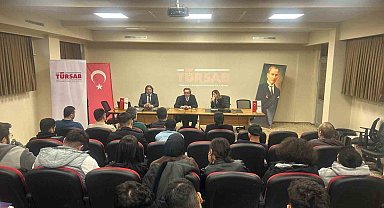 KBÜ'de turizm taşımacılığının geleceği masaya yatırıldı