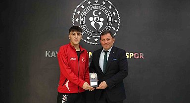 Kenan Eren Kahraman'dan Ali İhsan Kabakcı'ya ziyaret