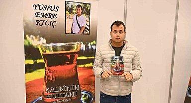 Kendini ifade etmekte zorlanan genç şair duygularını kitaplaştırdı