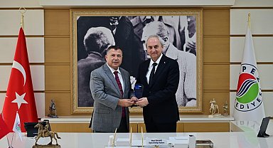 Kepez Belediyesi'ne SGK'dan teşekkür plaketi