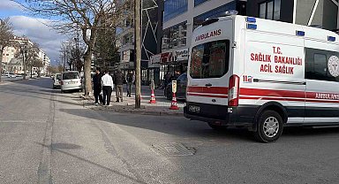 Kiracı, dükkan sahibini göğsünden bıçakladı