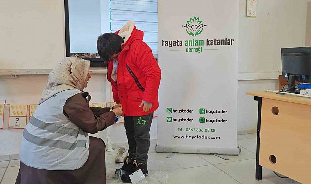 Kırsalda okuyan minik yüreklere kış desteği