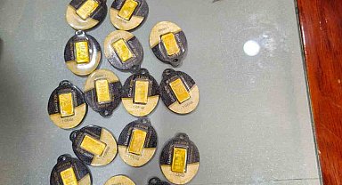 Kırşehir'de sahte altın oyununu kuyumcunun dikkati bozdu