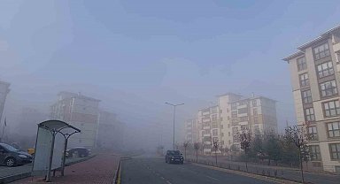 Kırşehirliler güne sisli bir havada uyandı