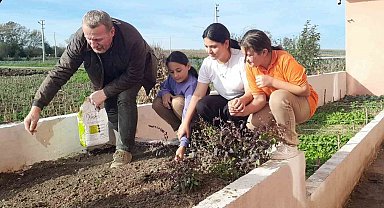 Kızılırmak Deltası'nda çocuk çiftçiler yetişiyor