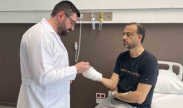 Kopan parmağını buz poşetine koyup yurt dışından Türkiye'ye geldi