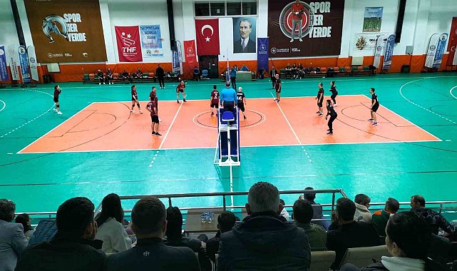 Köyceğiz'de ödüllü Voleybol Turnuvası başladı