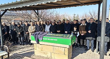 Koyun otlatma meselesinden öldürülen adam toprağa verildi