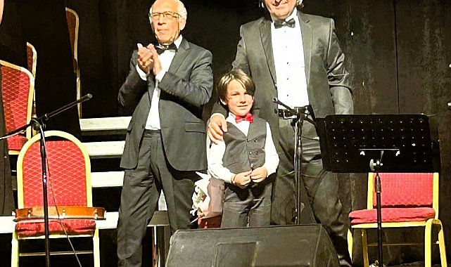 Küçük yetenek 10'uncu konserine çıktı