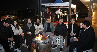 Küçükçekmeceli gençler, en uzun gecede buluştu