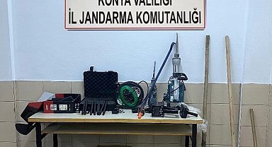 Kulu'da kaçak kazı yapan 8 kişi yakalandı