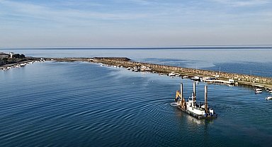 Kurupelit Marina'da deniz temizliği