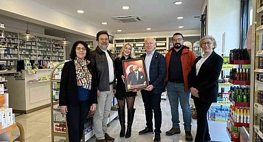 Kuşadası'nda eczacılık gündemi masaya yatırıldı