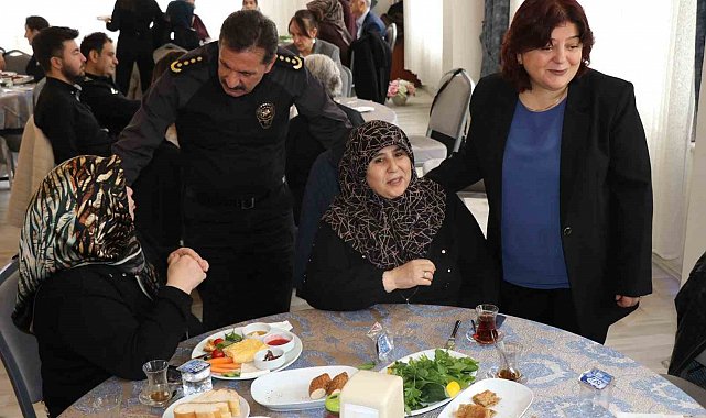 Kütahya Emniyeti şehit aileleri ve gazilerle kahvaltıda buluştu