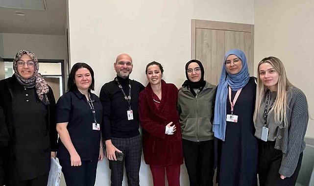 Kütahya Şehir Hastanesi'nde dev yumurtalık kitleleri başarıyla çıkarıldı