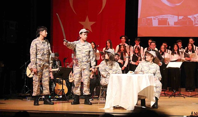 Kütahya'da "Kim Var?" sanat etkinliği ilgi gördü
