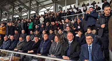 Kütahyaspor'dan Eskişehirspor maçı sonrası şampiyonluk mesajı