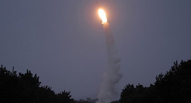 Kuzey Kore, yeni uçaksavar uzun menzilli füzelerinin ilk denemesini gerçekleştirdi