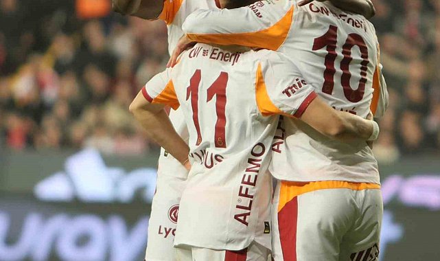 Leroy Sane'den ligde üst üste 3 gol