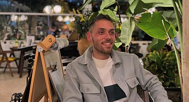 Lüks otomobil alt geçide çarptı, sürücü hayatını kaybetti