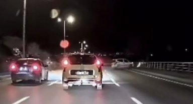 Makas atan otomobil kazaya neden oldu