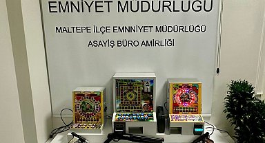 Maltepe'deki "zula" evine baskında çok sayıda silah ele geçirildi