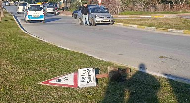 Manavga'ta otomobiller çarpıştı: 1 yaralı