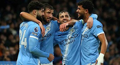 Manchester City, Sunderland'ı farklı mağlup etti