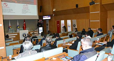 Manisa'da firmalara e-ihracatla küresel pazarlara açılma anlatıldı