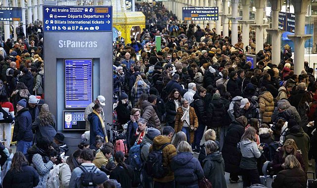 Manş Tüneli'nde elektrik arızası: Londra ile Avrupa arasındaki tren seferleri iptal