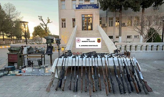 Mardin'de yasa dışı silah imalathanesine baskında çok sayıda silah ele geçirildi