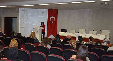 MCBÜ'de Dünya İnsan Hakları Günü paneli