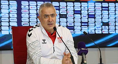 Mehmet Altıparmak: "Sivasspor'u geldiği yere, Süper Lig'e çıkartmak istiyoruz