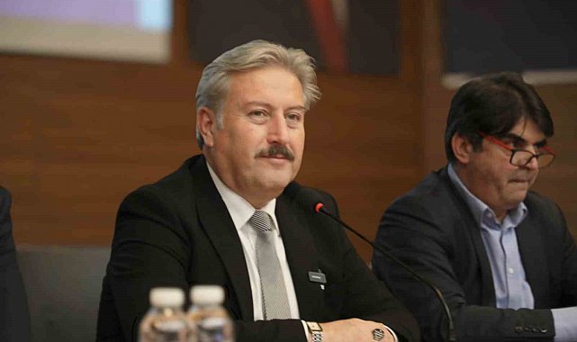 Melikgazi Belediyesi Aydınlıkevler'de yeni kentsel dönüşüm çalışması için butona bastı