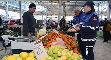 Menteşe Belediye Zabıtasından etiket denetimi